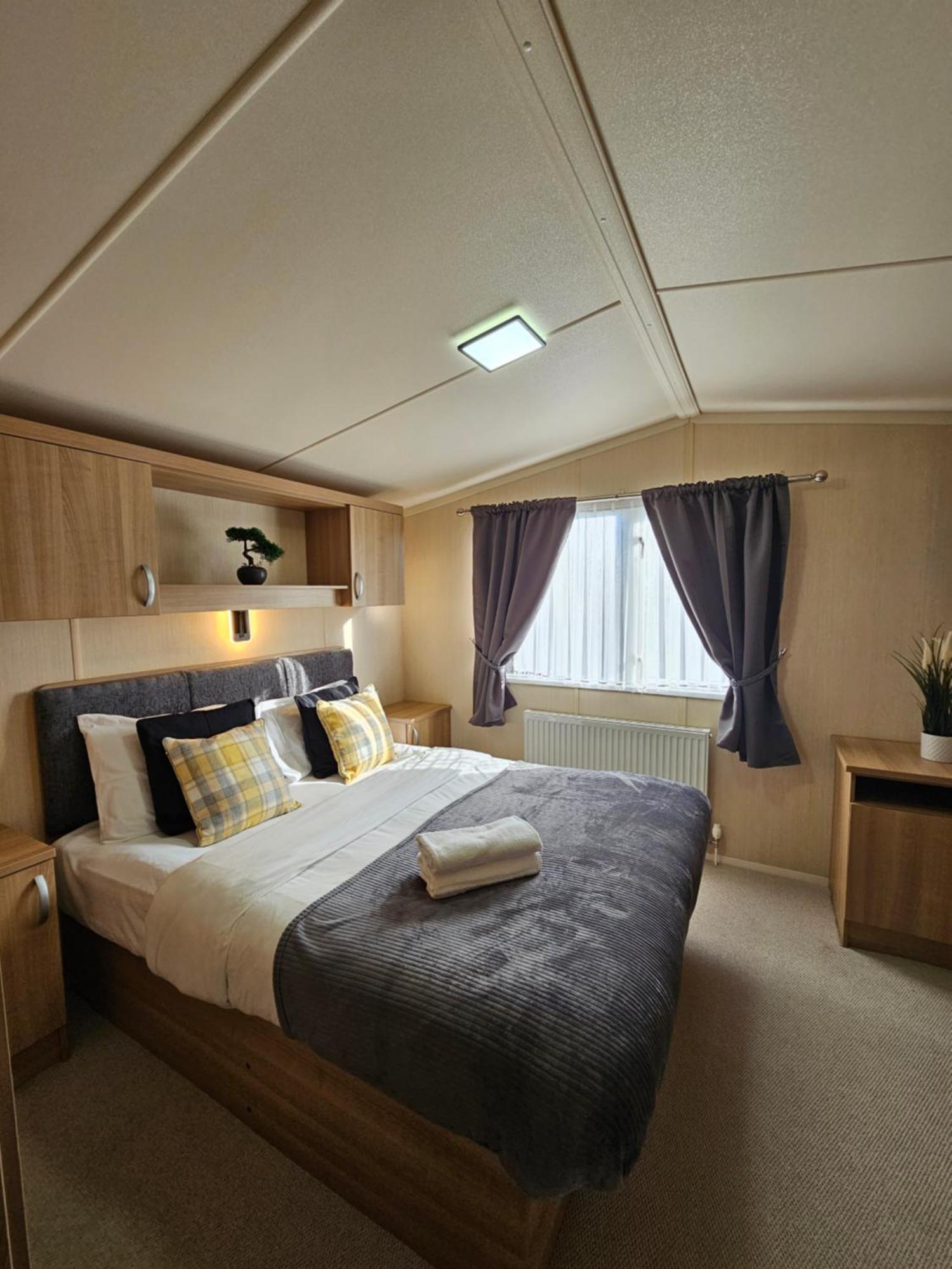 Beautiful Caravan Near Edinburgh Nr 14 Port Seton Buitenkant foto